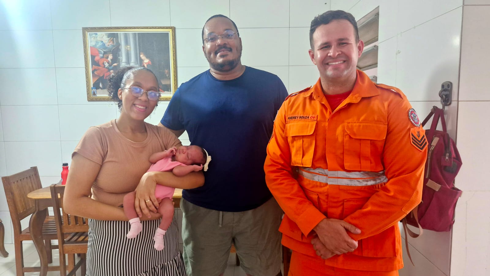 Bombeiro militar salva bebê de um mês engasgada em Aracaju